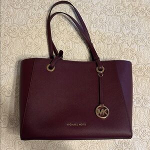 Michael Kors Burgandy Jet Set Large Saffiano Leather Top-Zip Tote Bag